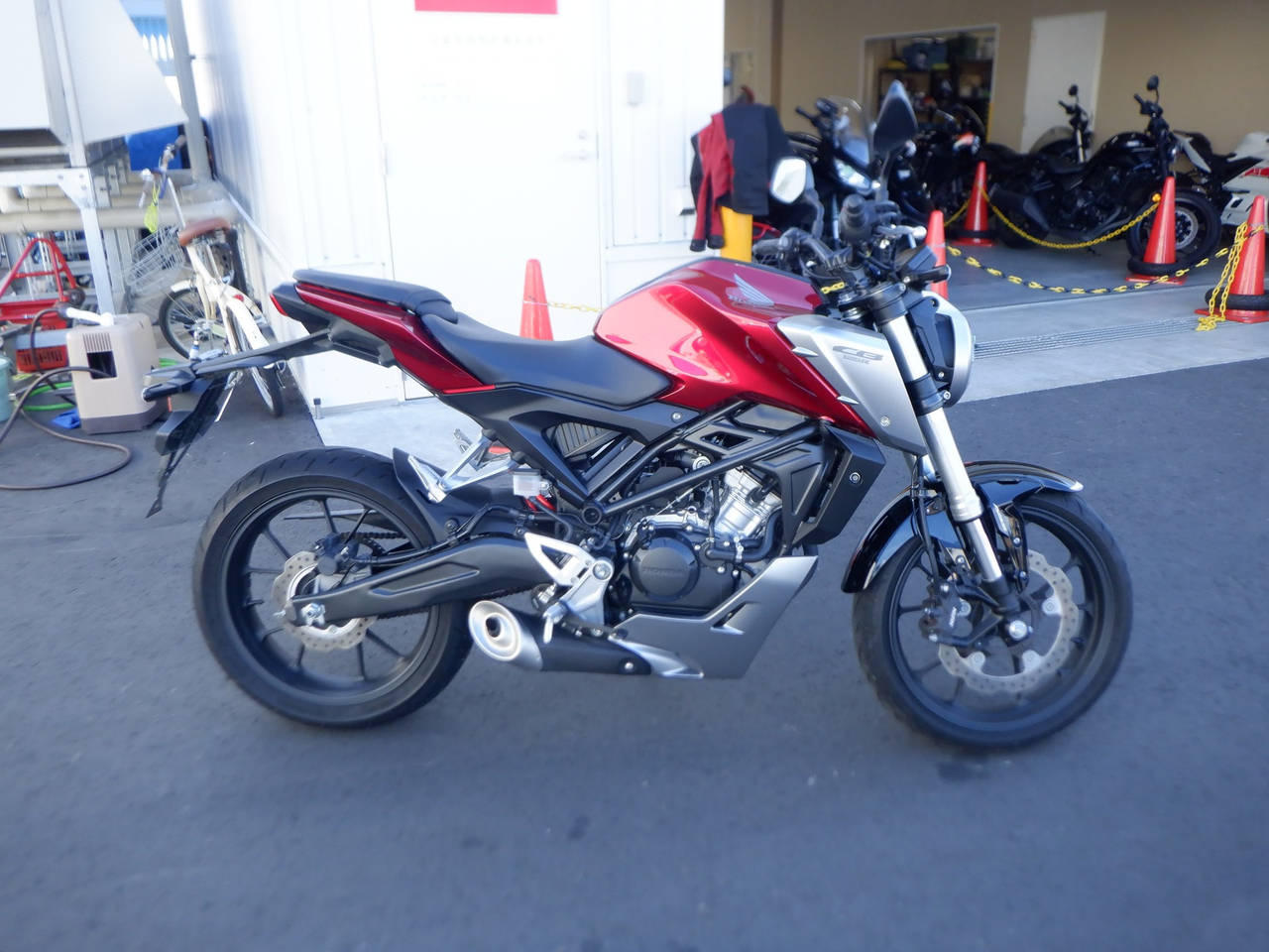 Honda CB125R 2018