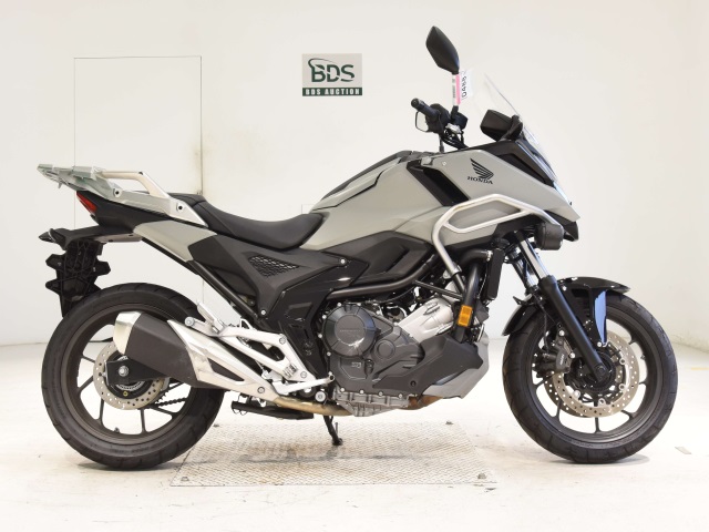 Honda NC750X 2025