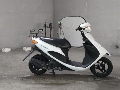 Suzuki ADDRESS V50