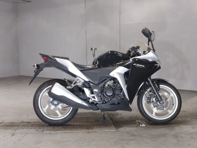 Honda CBR250R 2011