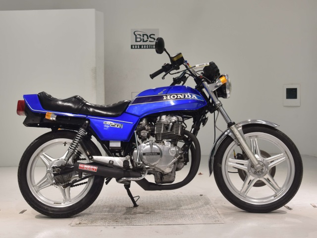 Honda CB250N 1979