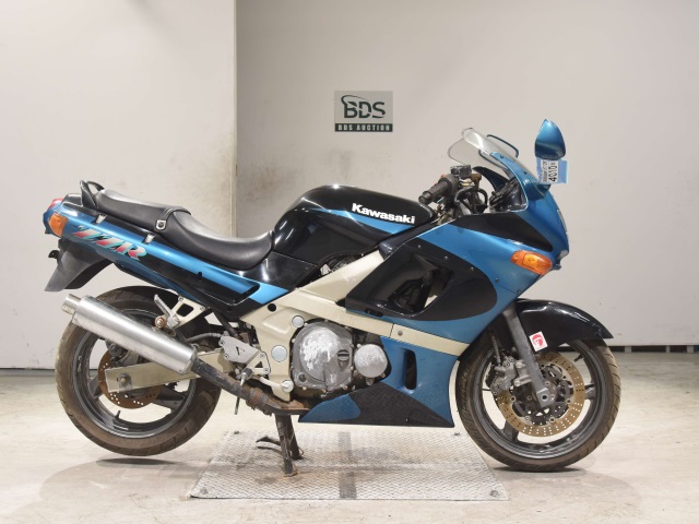 Kawasaki ZZ-R400 1994