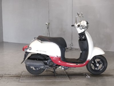 Honda GIORNO 2012