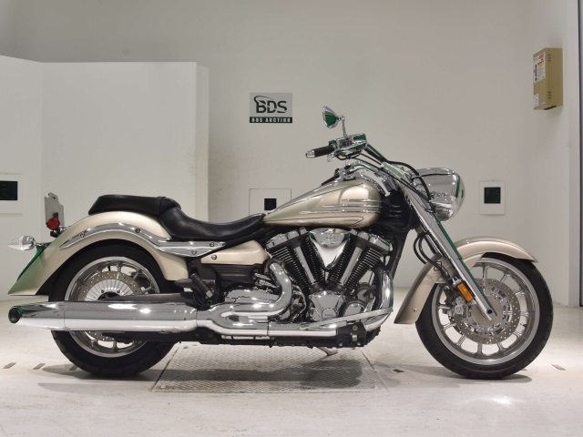 Yamaha STRATOLINER XV1900 2013