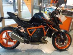 KTM 1290 SUPERDUKE R 2024
