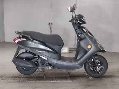 Yamaha AXIS Z 2017