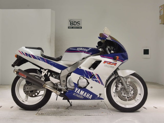 Yamaha FZR250R 1991