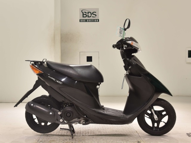 Suzuki ADDRESS V50