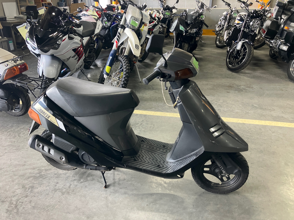 Suzuki ADDRESS V50