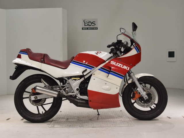 Suzuki RG250 GAMMA