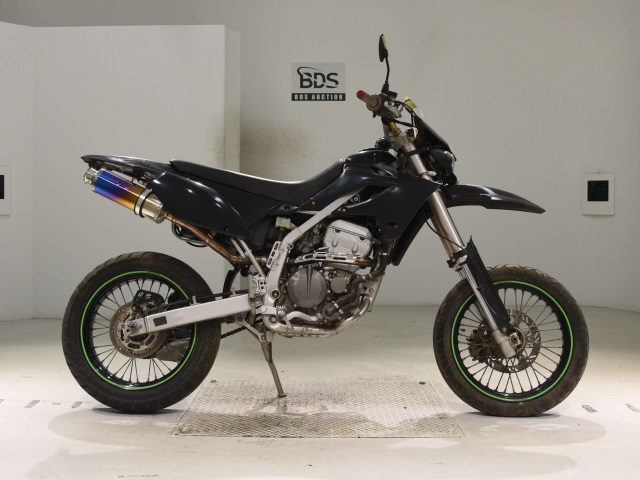 Kawasaki D-TRACKER250 2004