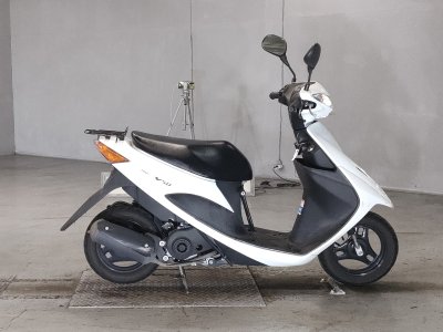 Suzuki ADDRESS V50