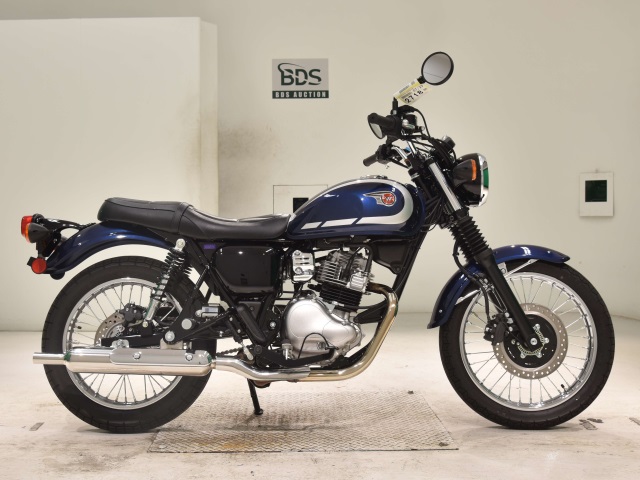 Kawasaki W230 2025