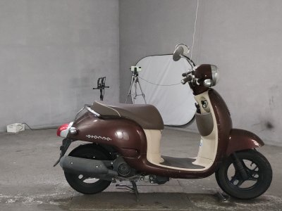 Honda GIORNO 2011