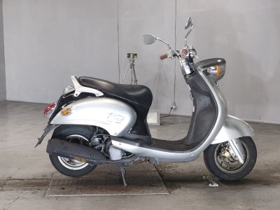 Yamaha VINO125 2004