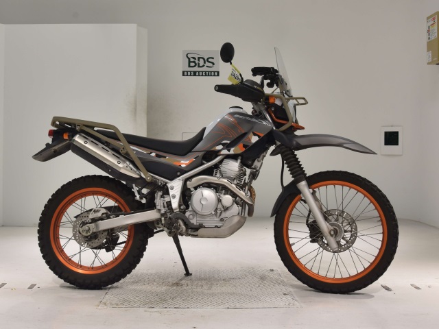 Yamaha SEROW XT250 2015