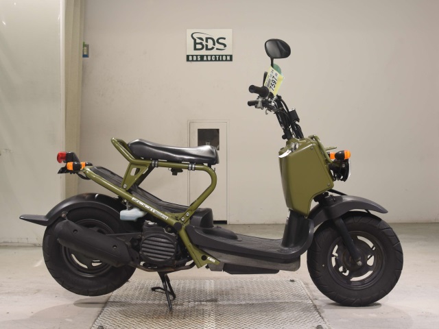 Honda ZOOMER 2004