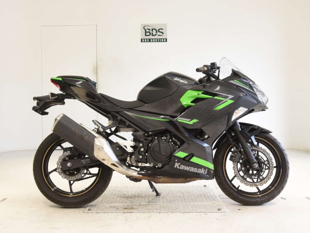 Kawasaki NINJA400 2021