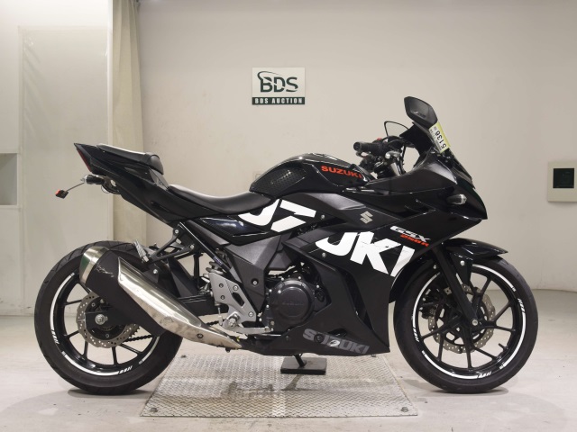 Suzuki GSX250R