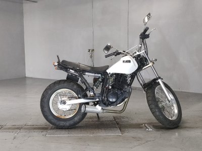 Yamaha TW225 2002
