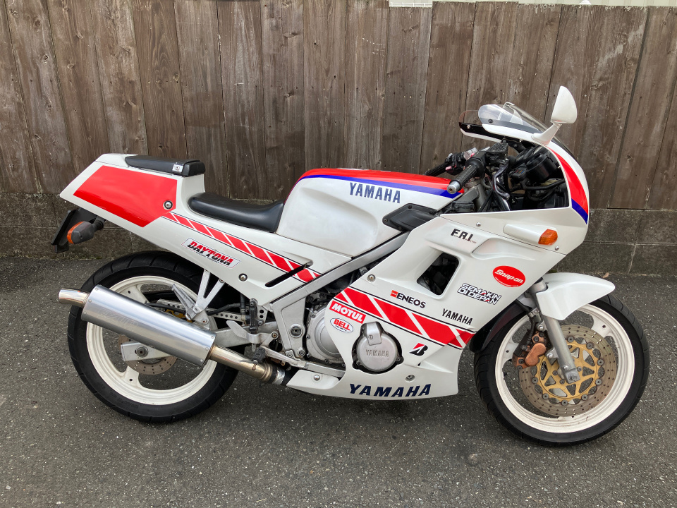 Yamaha FZR250R 1988
