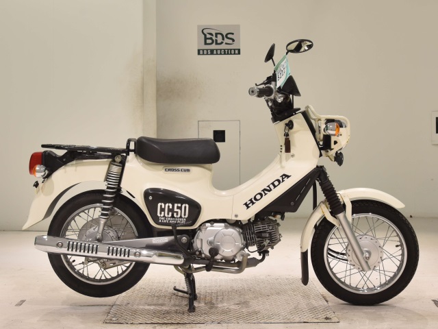 Honda CC50 CROSSCUB 2018