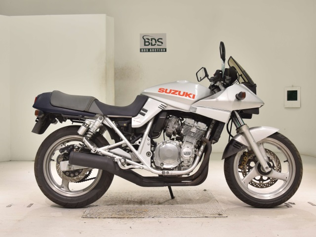 Suzuki GSX250S KATANA