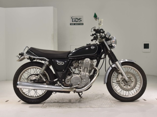 Yamaha SR400 2005