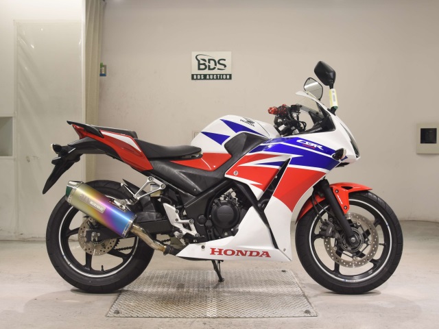 Honda CBR250RA 2015