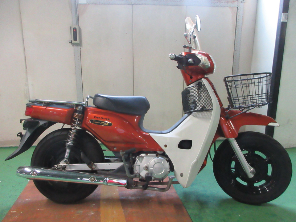 Honda CC110 CROSSCUB 2012