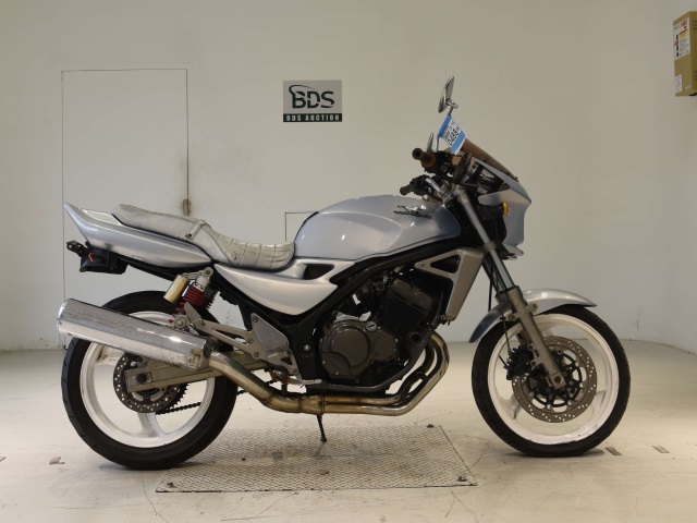 Kawasaki BALIUS ZR250 2007