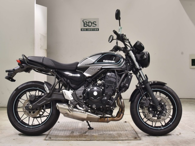 Kawasaki Z650RS 2023