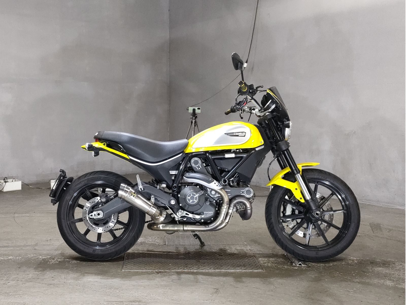 Ducati SCRAMBLER 803 ICON 2017