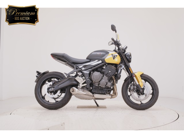Triumph TRIDENT660 2025
