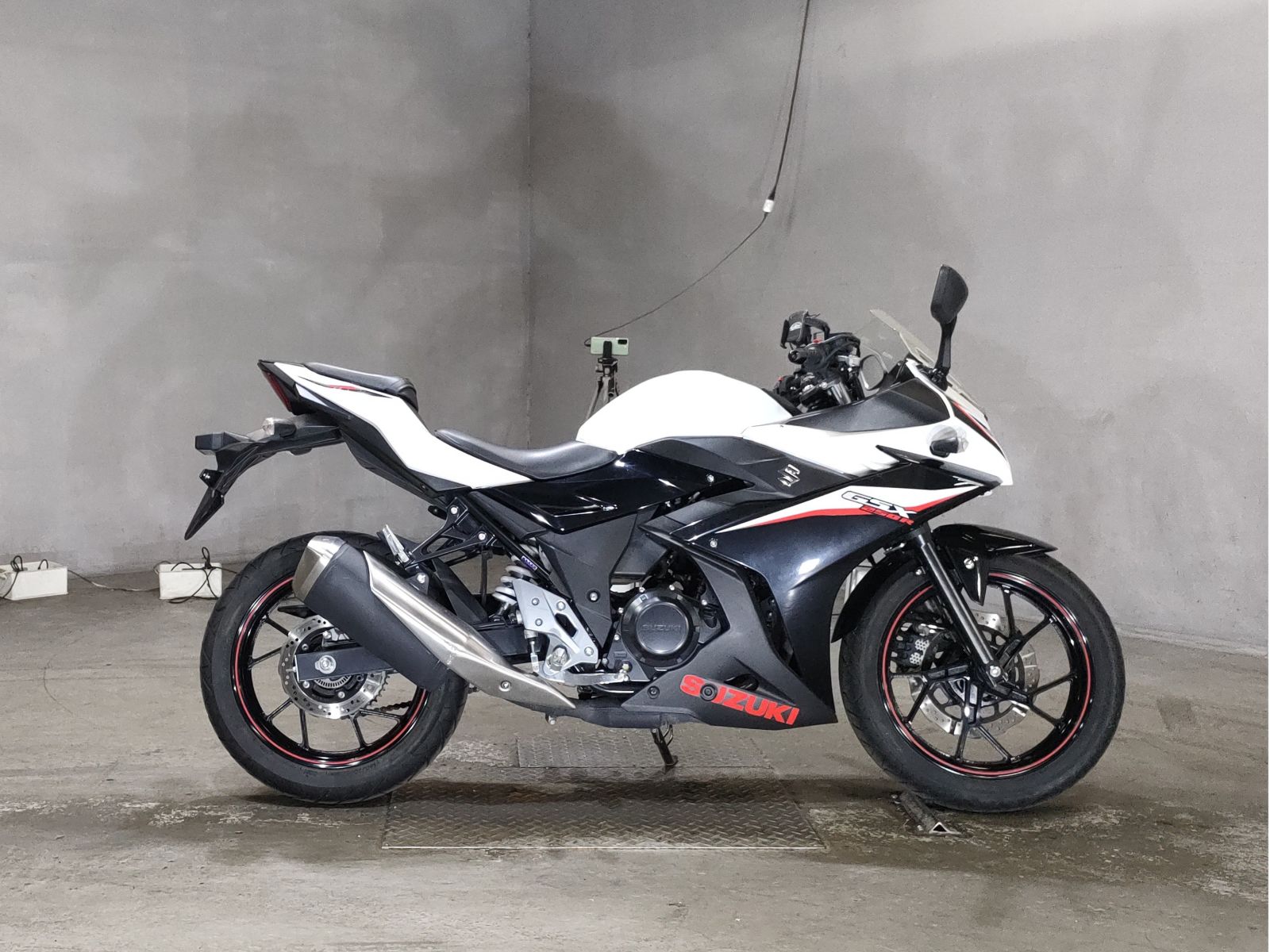Suzuki GSX250R