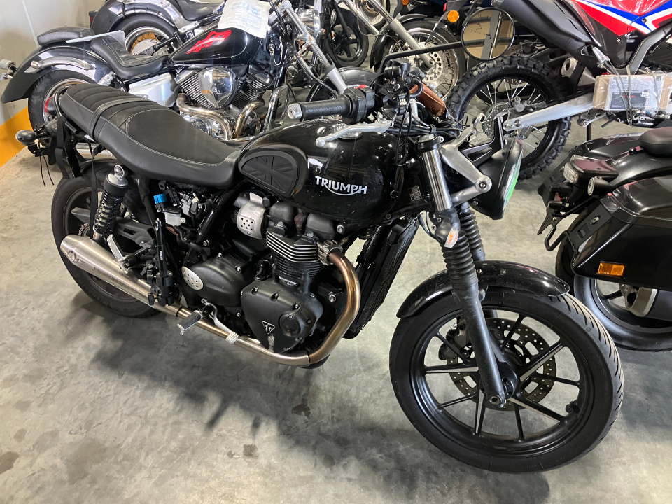 Triumph STREET TWIN 2020