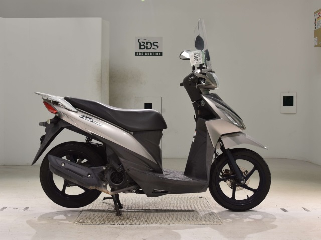 Suzuki ADDRESS V110