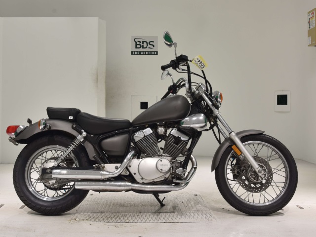 Yamaha VIRAGO XV250 2005