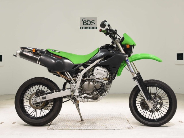 Kawasaki D-TRACKER250 2004