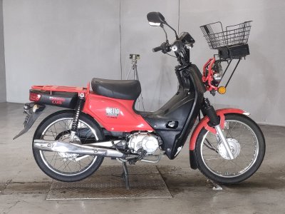Honda CC110 CROSSCUB 2016