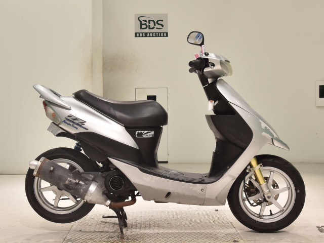 Suzuki SEPIA ZZ