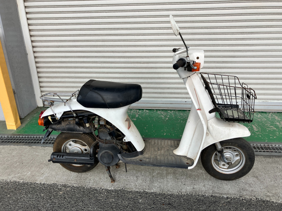 Suzuki AXIS100
