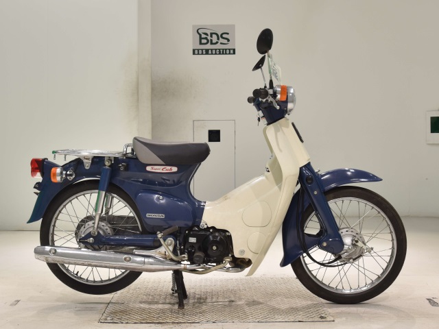 Honda C50 2008