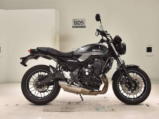 Kawasaki Z650RS 2023