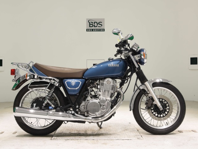 Yamaha SR400 2018