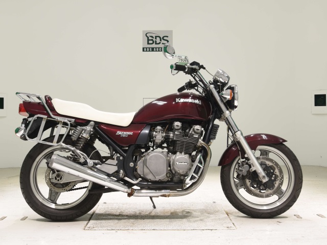 Kawasaki ZEPHYR750 2024