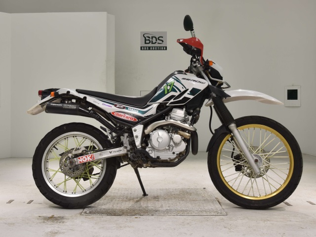 Yamaha SEROW XT250 2012