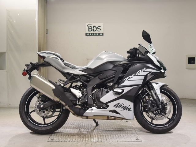 Kawasaki ZX-4R SE 2024