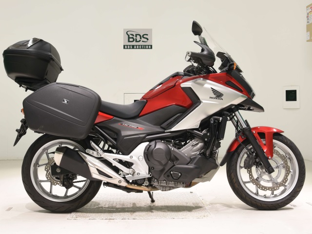 Honda NC750XD 2016