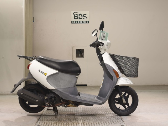 Suzuki LETS4